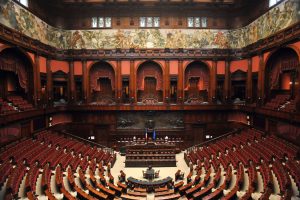 Camera dei Deputati: discussioni con votazioni