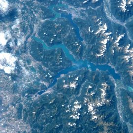 LAGO DI COMO, visto dalla spazio