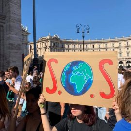 FRIDAYS FOR FUTURE: “Migliaia di giovani in marcia per il clima”