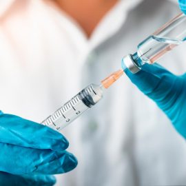 VACCINO INFLUENZALE: “In Lombardia la campagna vaccinale in ritardo di quasi un mese”