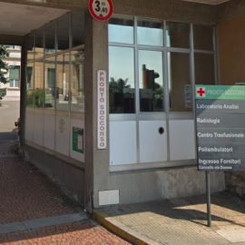 I DELIRI DEI NEGAZIONISTI DEL COVID AL PRONTO SOCCORSO DI CANTU’: “Divulgare notizie false è sempre un fatto da condannare; contrastare e combatterne la diffusione un dovere civico”.