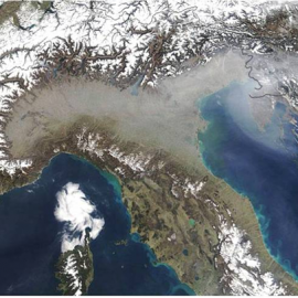 QUALITA’ DELL’ARIA: “Valori inquinanti fuori dai limiti e dagli obiettivi richiesti dalla normativa Ue. Il bacino padano l’area più inquinata”