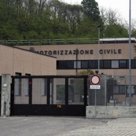 MOTORIZZAZIONE CIVILE COMO: “Provincia di Como ultima per tempi medi di attesa per il rilascio della patente di guida. Presentata interrogazione al ministro Giovannini”