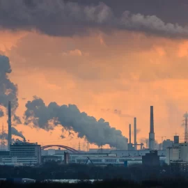 SANITA’, CRISI CLIMATICA: “Oms, l’inquinamento uccide 13 persone al minuto”