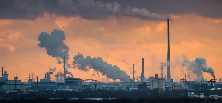 SANITA’, CRISI CLIMATICA: “Oms, l’inquinamento uccide 13 persone al minuto”