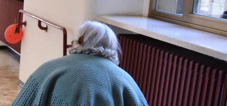 WELFARE, ANZIANI: “Via libera all’iter della riforma per gli anziani non autosufficienti”