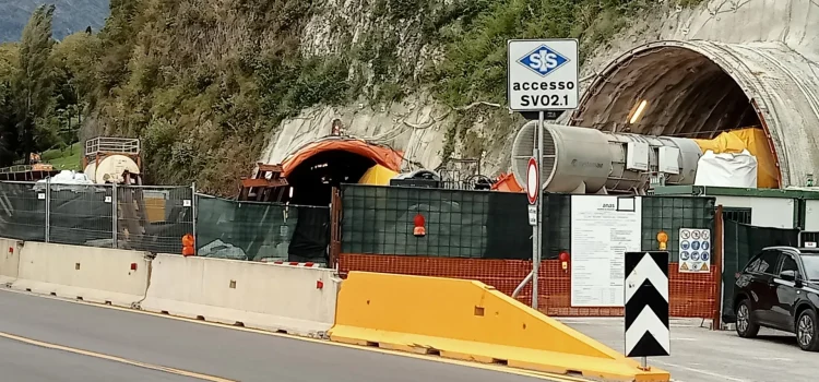 VARIANTE TREMEZZINA: “Governo Meloni indifferente ai destini della Variante. Basta rassicurazioni vuote” VARIANTE TREMEZZINA: “Governo Meloni indifferente ai destini della Variante. Basta rassicurazioni vuote”